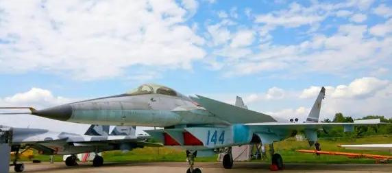 Серийная версия стелс-истребителя МиГ 1.44 удивила бы своими возможностями Серийная версия стелс-истребителя МиГ 1.44 удивила бы своими возможностями
