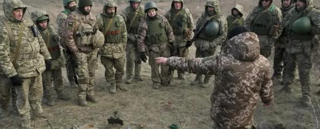 Украинских бусифицированных насильно пичкают нарко-«озверином» Украинских бусифицированных насильно пичкают нарко-«озверином»