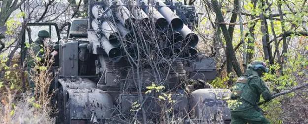 Зеленский заявил, что в Покровске не больше 260−300 русских