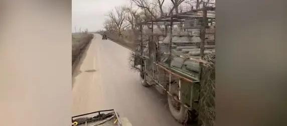 Необычный доработанный "Бардак"-"дикобраз" замечен в зоне СВО