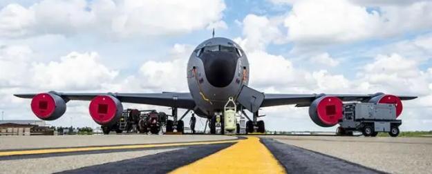 Самолеты-заправщики — ржавая ахиллесова пята ВВС США
