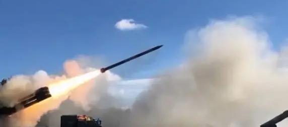 Удар "Торнадо-С" уничтожил пункт временной дислокации бригады ВСУ Удар "Торнадо-С" уничтожил пункт временной дислокации бригады ВСУ
