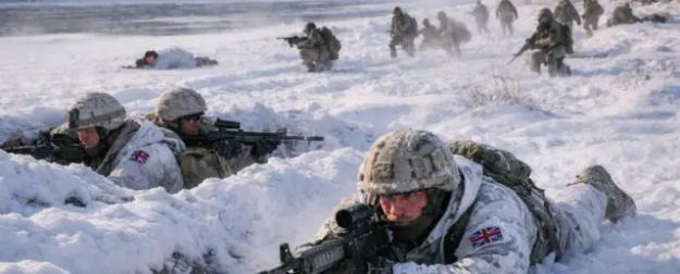 Мороз и рюмка рома: Британия закаляет солдат в Норвегии для войны с РФ