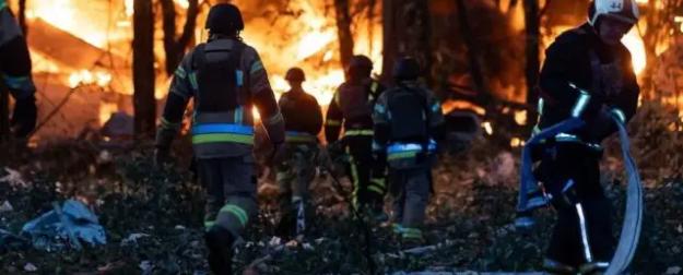 Киев в огне: Россия нанесла самый разрушительный удар за время конфликта Киев в огне: Россия нанесла самый разрушительный удар за время конфликта