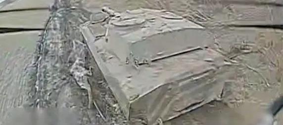 Уничтожение выползшей из "норы" 122-мм самоходки ВСУ сняли на видео