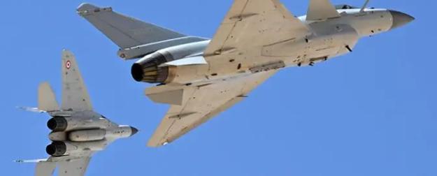 Новая война на Ближний Восток прилетит на крыльях J-10C или МиГ-35 Новая война на Ближний Восток прилетит на крыльях J-10C или МиГ-35
