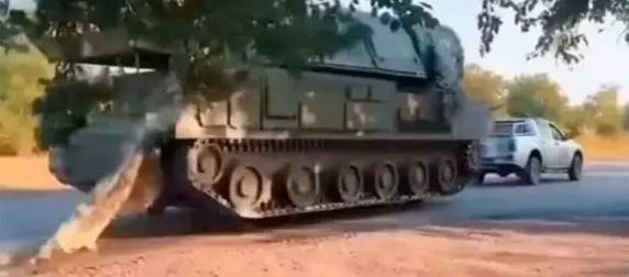 На Украине показали "прицепной макет" ЗРК "Бук-М1" На Украине показали "прицепной макет" ЗРК "Бук-М1"