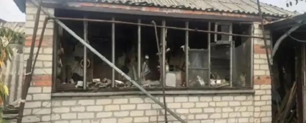 Украинские неонацисты снова прицельно бьют по людям и их домам