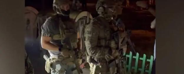 СБУ и ГУР стреляют друг в друга в центре Киева