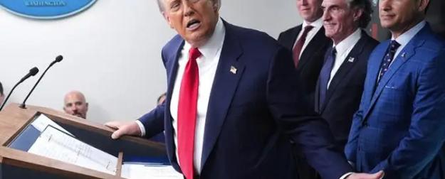 Трамп, к ужасу Киева, готов без боя подарить Путину Краматорск и Славянск