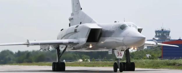 Черный понедельник «стратегов»: Ту-22МЗ и американский В-52 разбились разом