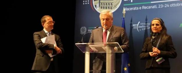 Прощай, оружие: Италия поддержит Украину добрым словом