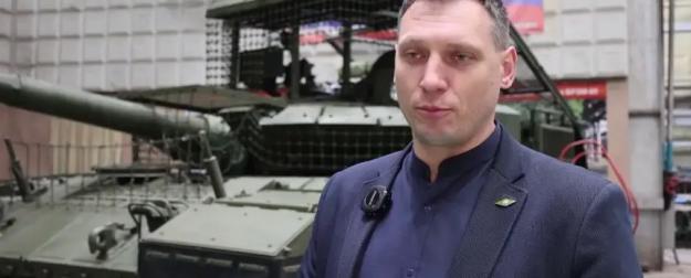 На танках Т-80БВМ, поставляемых в войска, стали применять защиту водителя На танках Т-80БВМ, поставляемых в войска, стали применять защиту водителя