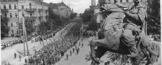 Великая Отечественная война: киевский марш позора фашистов