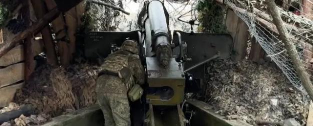 Русские 130-мм буксируемые орудия М-46 накрыли операторов БПЛА ВСУ