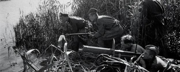 Натиск Красной Армии в ходе Днепропетровской наступательной операции Натиск Красной Армии в ходе Днепропетровской наступательной операции