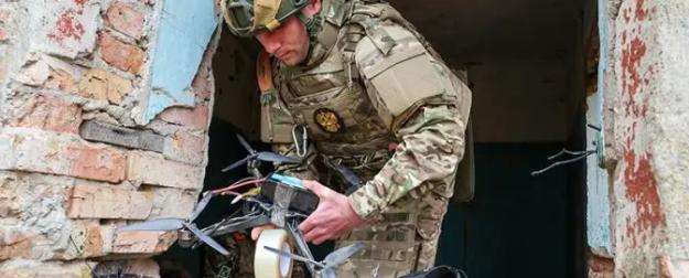 Bild расстроила Мерца, показав, как русские берут в плен бандеровцев Bild расстроила Мерца, показав, как русские берут в плен бандеровцев