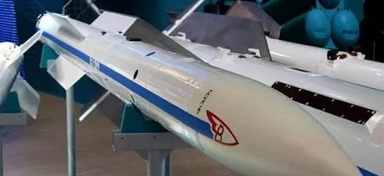 Су-57Э получит новейшую ракету РВВ-СДМ для зарубежных заказчиков