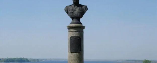 Генерал неба: лётчик-ас Арсений Ворожейкин Генерал неба: лётчик-ас Арсений Ворожейкин