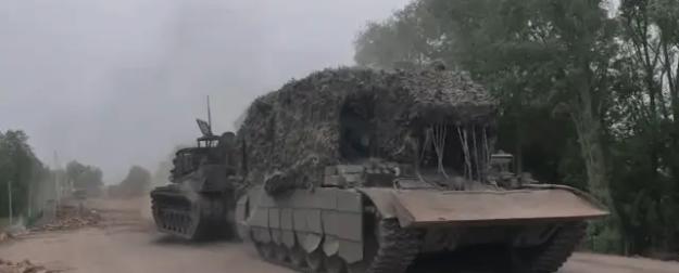 Трофеи Сумщины: Abrams, Stryker, Challenger оказались в руках военных ВС РФ Трофеи Сумщины: Abrams, Stryker, Challenger оказались в руках военных ВС РФ