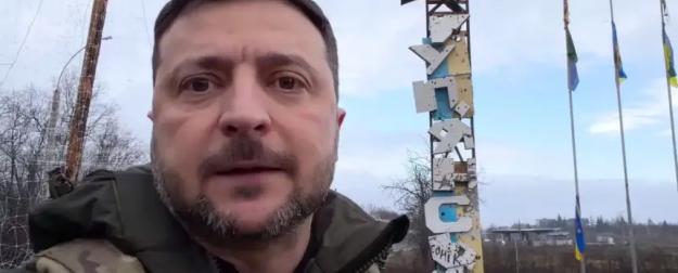 Почему Зеленского не ликвидировали у стелы в Купянске