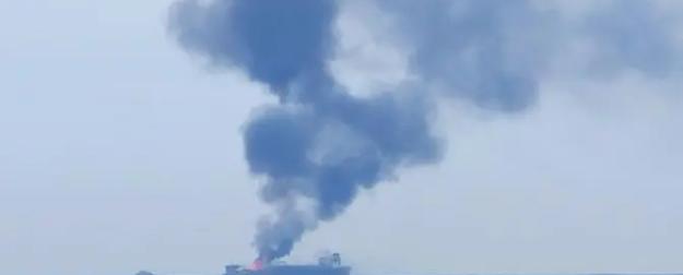 Кто в Азовском море бросил наши танкеры на растерзание врагу?