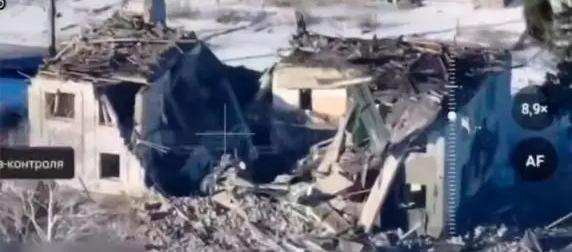 "Военная хроника": РСЗО 9К515 "Торнадо-С" бьют с высочайшей точностью