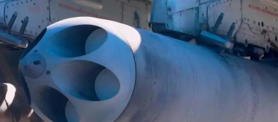 "Летающие танки" Су-25 ударили по ВСУ 70-килограммовыми "Тулумбасами"