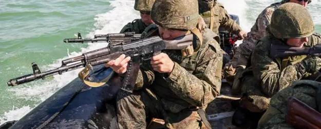 Русские собрали 300 лодок для форсирования Днепра в районе Херсона Русские собрали 300 лодок для форсирования Днепра в районе Херсона