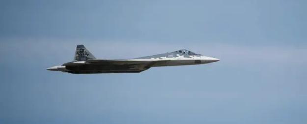 Новый удар по НАТО: Су-57 модифицировали новейшими гиперзвуковыми ракетами Новый удар по НАТО: Су-57 модифицировали новейшими гиперзвуковыми ракетами