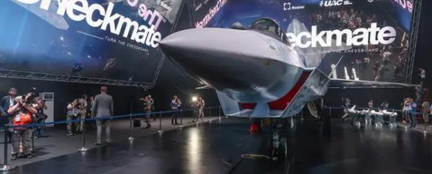 Русский мат в небе: В чью сторону полетит Су-75 Checkmate