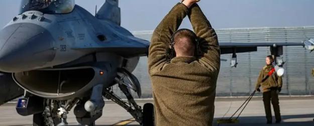 Разбитые мечты: представитель ВСУ раскрыл горькую правду об F-16 Разбитые мечты: представитель ВСУ раскрыл горькую правду об F-16