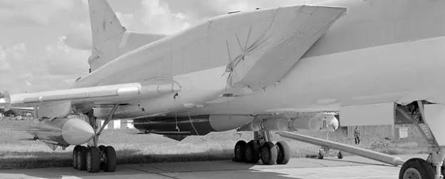 Ракету Х-22 "Буря" - ужас украинской ПВО заменят на Х-МЦ