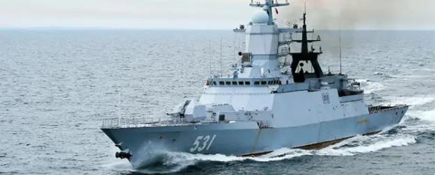 Трампу путает карты скромный корвет «Стойкий» в порту Бендер-Аббаса