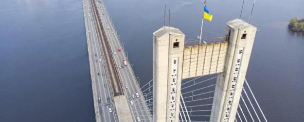 Транспортный коллапс в Киеве: Южный мост – первая ласточка, но не последняя