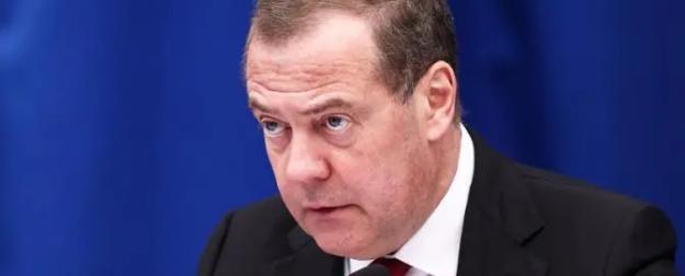Медведев пообещал Киеву возмездие за теракты Медведев пообещал Киеву возмездие за теракты