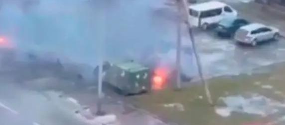 Местные жители сняли охоту российских дронов за техникой ВСУ в Краматорске