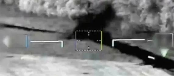 Российские вертолетные ПТУР "Вихрь" сжигают Leopard и Abrams Российские вертолетные ПТУР "Вихрь" сжигают Leopard и Abrams