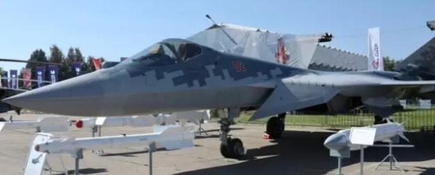 Российские Су-57 унесло на Дальний Восток: на Западе раскрыли замысел РФ