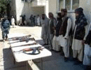 Афганских новобранцев проверят на связи с талибами