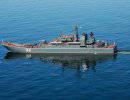 Десантный корабль "Калининград" готовится к срочному выходу к берегам Сирии
