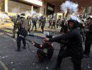 Около 120 человек погибли в столкновениях в Каире