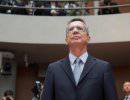 Глава Минобороны ФРГ отвергает все обвинения по делу Euro Hawk