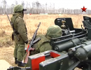 Тренировка расчета противотанковой пушки МТ-12