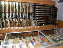С прилавков киевских магазинов исчезает оружие и боеприпасы