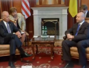 Турчинов собирается защитить восток Украины от «террористической угрозы»
