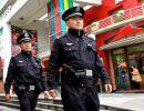 Шанхайским полицейским выдали огнестрельное оружие