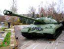 Танк "Иосиф Сталин-3" разгромил украинский блокпост на Донбассе Танк "Иосиф Сталин-3" разгромил украинский блокпост на Донбассе