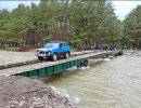 Инженерные подразделения ЦВО наводят мостовые переправы в зоне паводка на Алтае