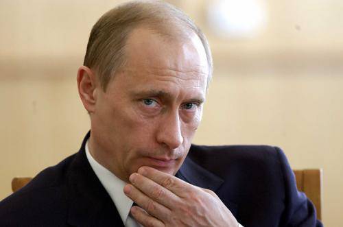 Путин: Порошенко меня заверил, что российские десантники вернутся в РФ Путин: Порошенко меня заверил, что российские десантники вернутся в РФ